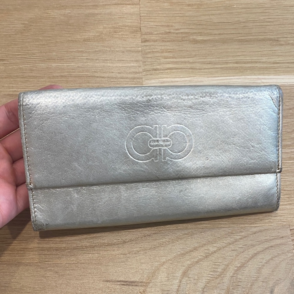 Ferragamo metallic wallet
